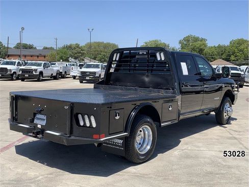 Used 2024 RAM 3500 Laramie w/ Towing Technology Group AWD/4WD image 2
