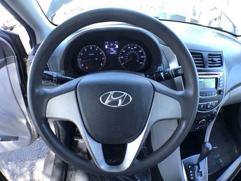 Used 2017 Hyundai Accent SE image 15
