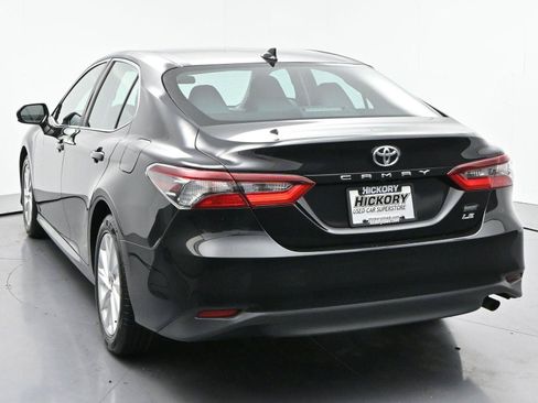 Used 2022 Toyota Camry LE FWD image 6