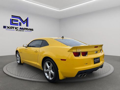 Used 2013 Chevrolet Camaro SS RWD image 3