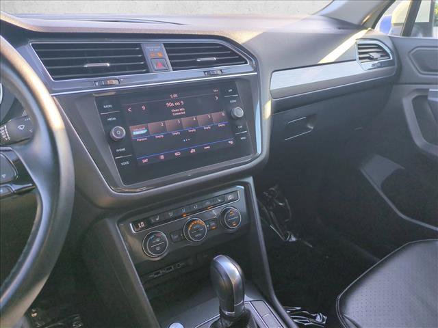 Used 2019 Volkswagen Tiguan SE w/ Panoramic Sunroof Package FWD image 14