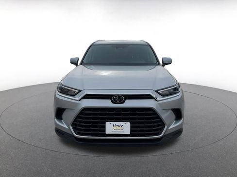 Used 2025 Toyota Grand Highlander FWD image 4