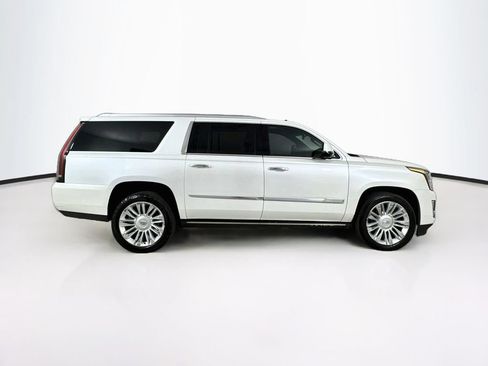 Used 2016 Cadillac Escalade ESV Platinum RWD image 9