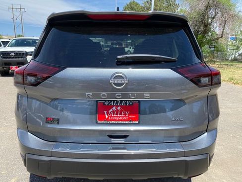 New 2026 Nissan Rogue SV w/ Cold Weather Package AWD/4WD image 4