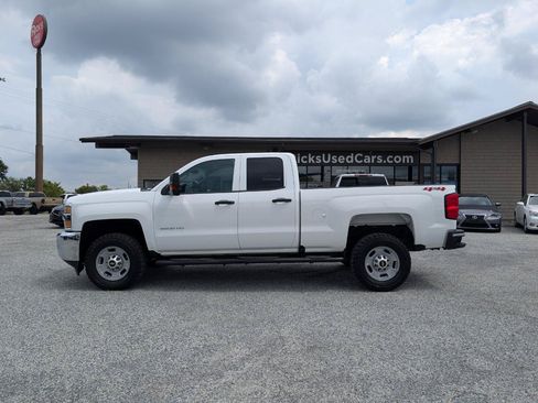 Used 2019 Chevrolet Silverado 2500 W/T AWD/4WD image 11