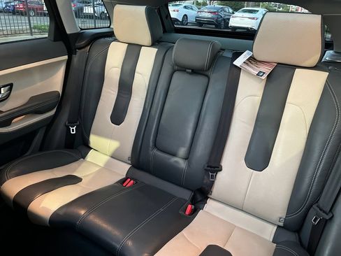 Used 2014 Land Rover Range Rover Evoque Dynamic AWD/4WD image 47