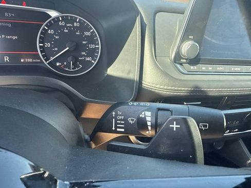 Used 2021 Nissan Rogue SV AWD/4WD image 30