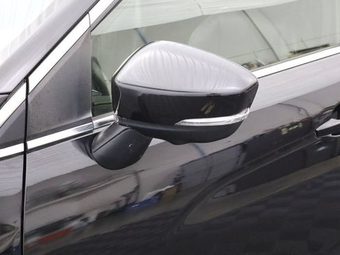 Used 2019 Mitsubishi Eclipse Cross SEL AWD/4WD image 12