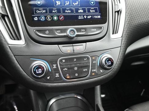 Used 2024 Chevrolet Malibu LT FWD image 19