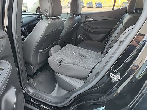 Used 2023 Buick Encore GX Select w/ Sport Touring Package FWD image 29