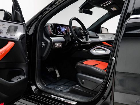 Used 2025 Mercedes-Benz GLE 53 AMG 4MATIC Coupe image 33