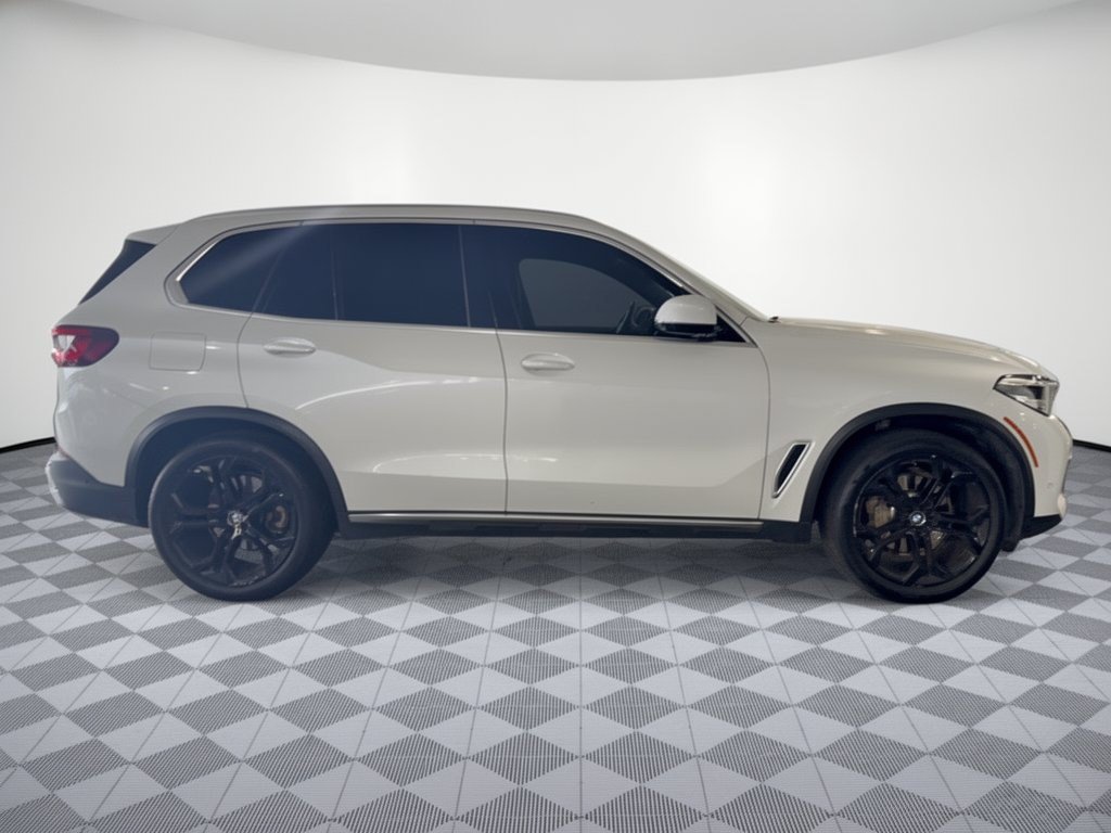 Used 2022 BMW X5 sDrive40i w/ Premium Package RWD image 6