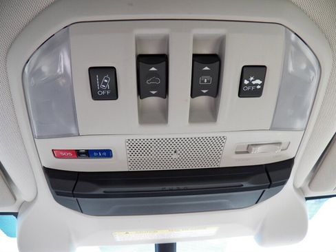 Used 2020 Subaru Ascent Limited w/ Technology Package AWD/4WD image 28