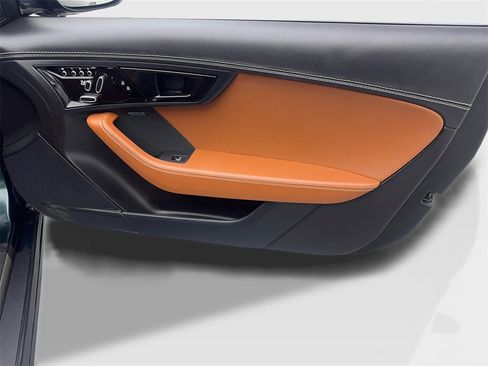 Used 2021 Jaguar F-TYPE Convertible image 44