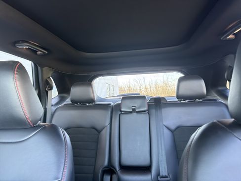 Used 2023 Ford Edge ST-Line AWD/4WD image 41