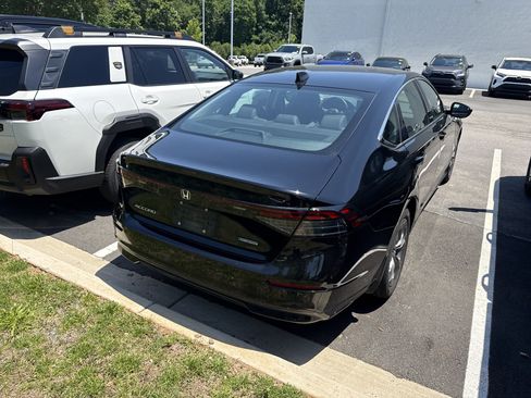 Used 2024 Honda Accord EX-L image 44