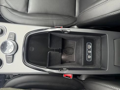 New 2025 Alfa Romeo Stelvio Sprint w/ Convenience Package image 25