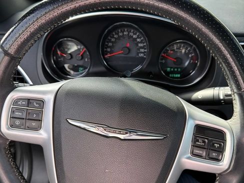 Used 2012 Chrysler 200 S FWD image 2