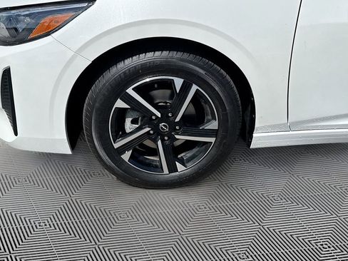 Used 2024 Nissan Sentra SV w/ Trunk Package image 8