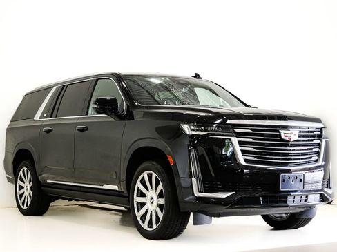 Used 2023 Cadillac Escalade ESV Premium Luxury Platinum AWD/4WD image 1