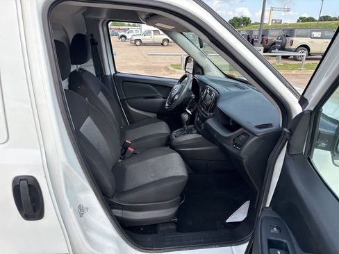 Used 2022 RAM ProMaster City Tradesman image 14