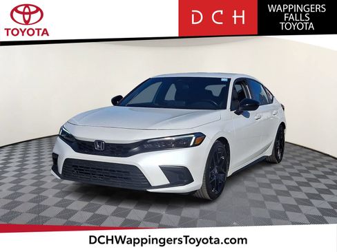 Used 2023 Honda Civic Sport image 1