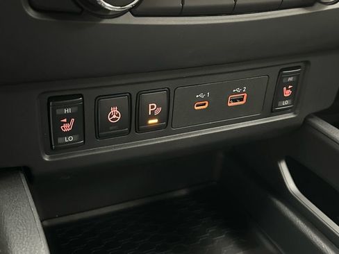 New 2026 Nissan Frontier SV w/ All-Weather Content Package AWD/4WD image 18