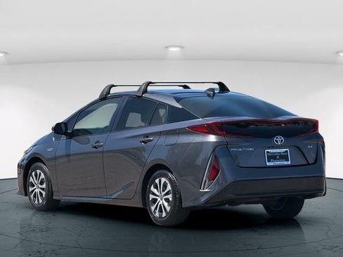 Used 2022 Toyota Prius Prime XLE FWD image 5