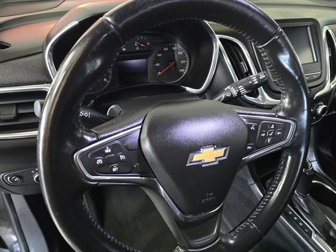 Used 2018 Chevrolet Equinox LT image 19