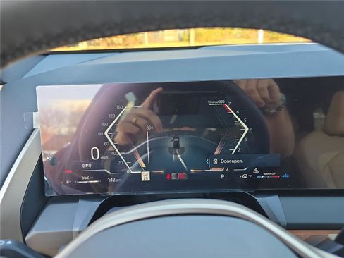 Used 2025 BMW X3 xDrive30i w/ Convenience Package image 31