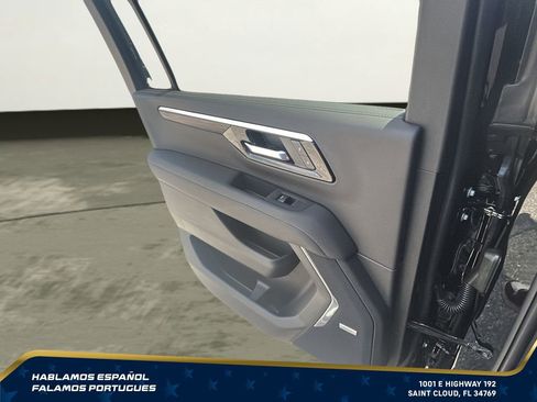 New 2026 Chevrolet Suburban LT w/ Comfort Package RWD image 24