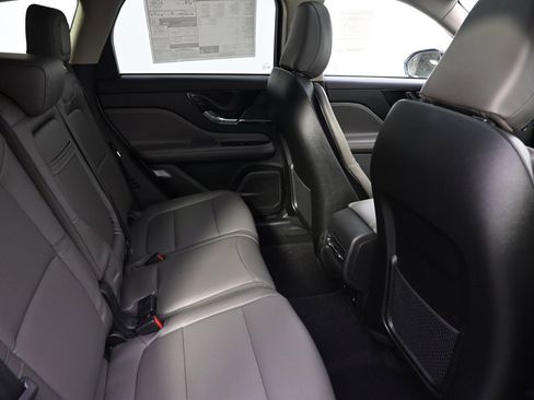 New 2026 Lincoln Corsair Premiere image 18