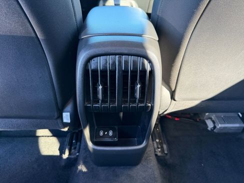 Used 2025 Hyundai Kona SEL image 24