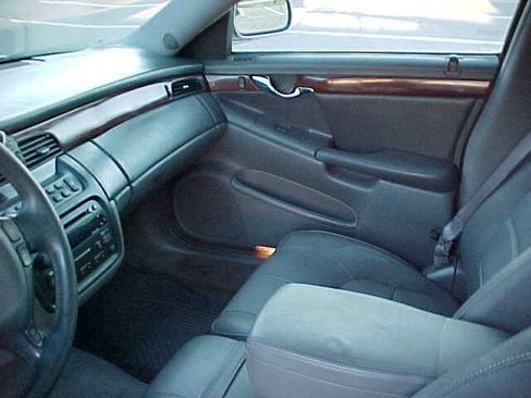 Used 2005 Cadillac De Ville FWD image 13