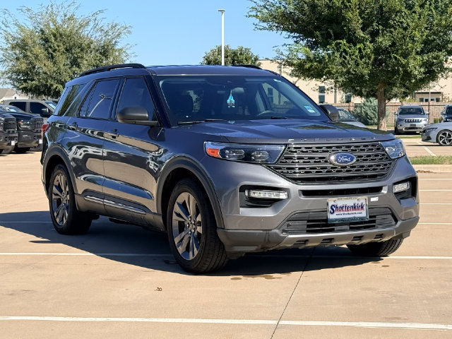 Used 2021 Ford Explorer XLT w/ Equipment Group 202A RWD image 7