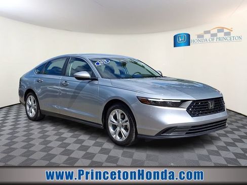 Certified 2025 Honda Accord LX image 1