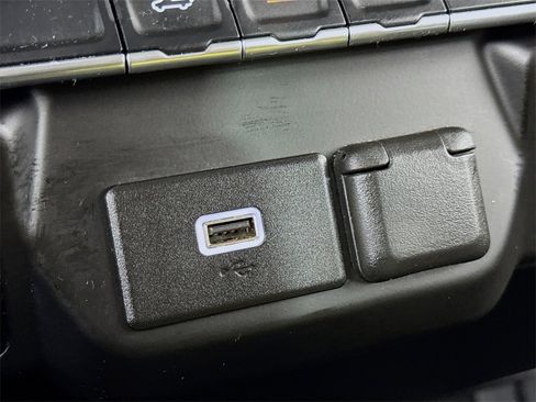 Used 2019 Chevrolet Silverado 1500 Custom w/ Custom Value Package image 14