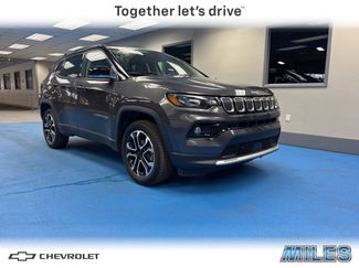 Used 2022 Jeep Compass Limited video 1