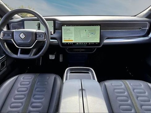 Used 2023 Rivian R1T Adventure Dual AWD/4WD image 8