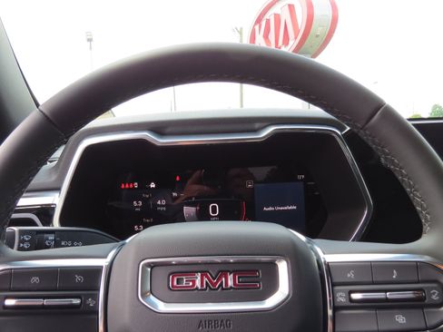 New 2025 GMC Canyon Elevation w/ Convenience Package image 21