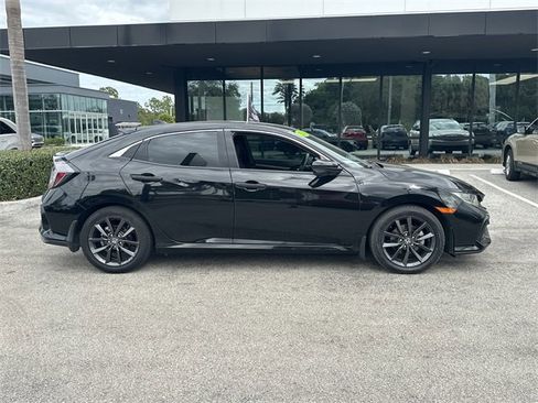 Used 2020 Honda Civic EX image 6