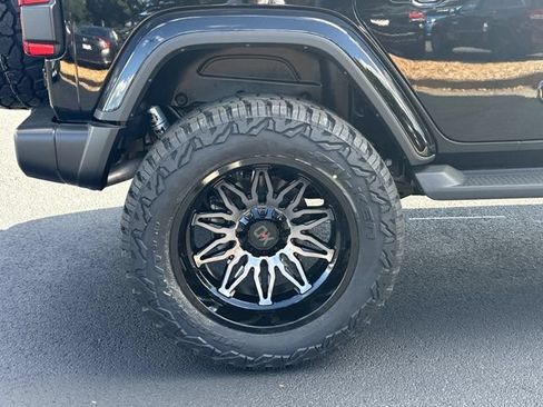 New 2026 Jeep Wrangler Unlimited Sahara AWD/4WD image 30