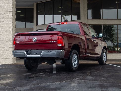 Used 2024 RAM 1500 Classic SLT image 6
