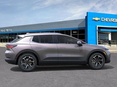 New 2026 Chevrolet Equinox EV LT image 5