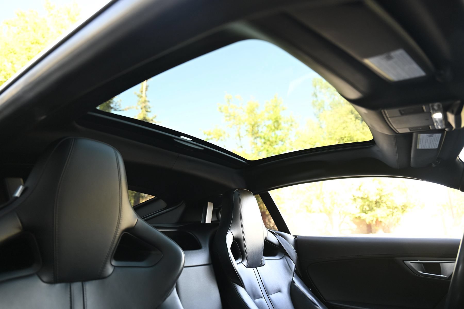 Used 2016 Jaguar F-TYPE S RWD image 29