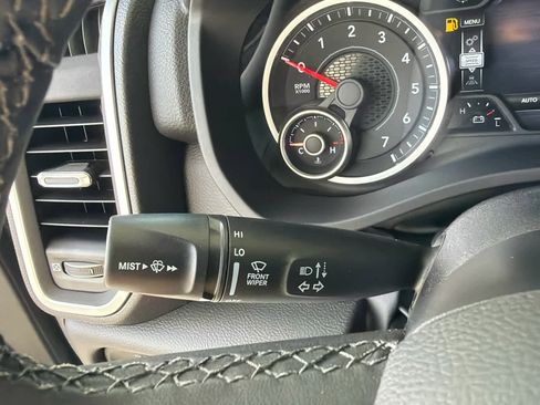 New 2026 RAM 1500 4x4 Crew Cab image 25