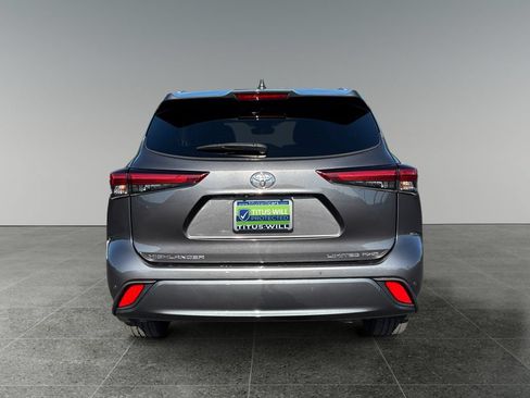 Used 2023 Toyota Highlander Limited AWD/4WD image 9