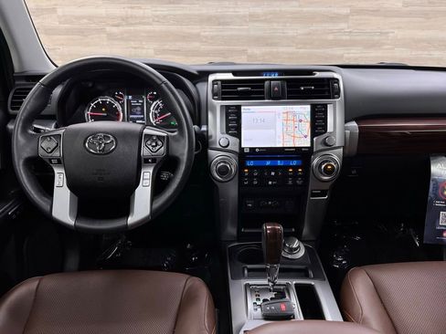 Used 2024 Toyota 4Runner Limited AWD/4WD image 2