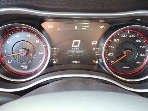 Used 2016 Dodge Charger R/T Scat Pack w/ Driver Confidence Group image 23