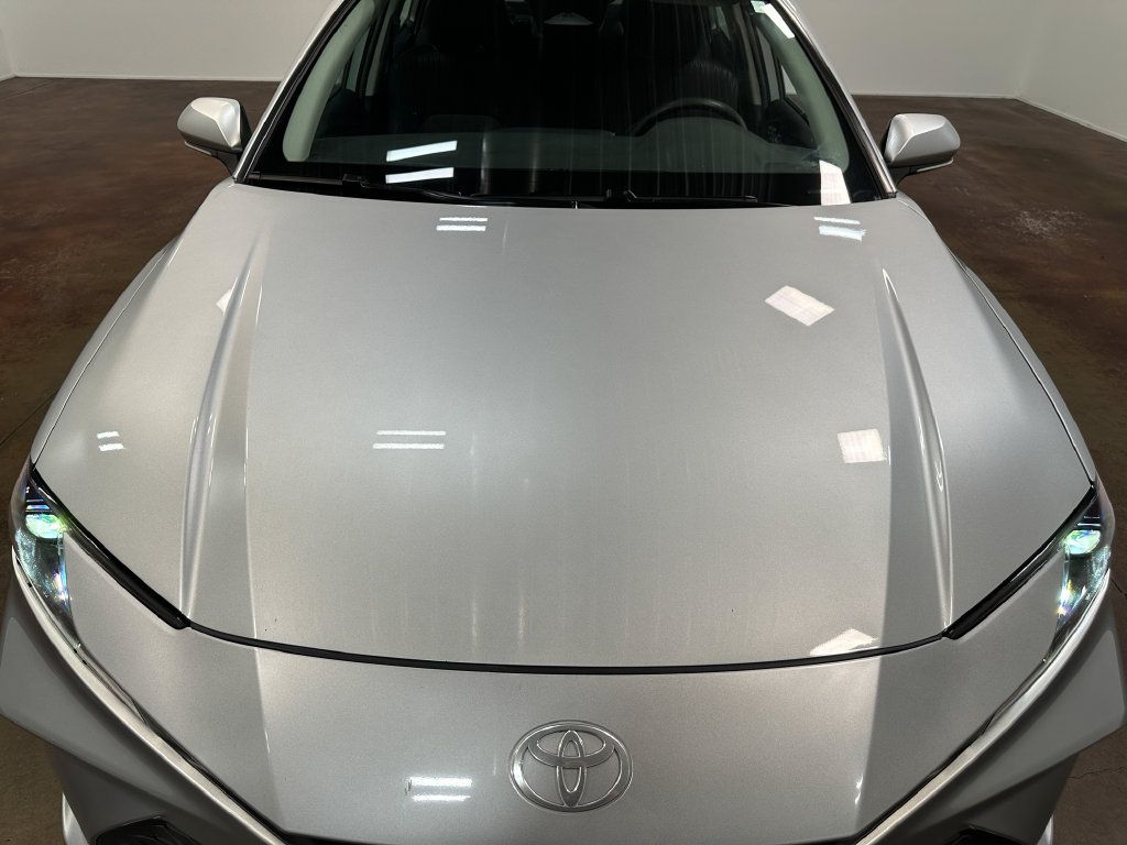 Used 2025 Toyota Camry LE FWD image 59